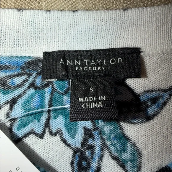 Ann Taylor Cardigan Sweater, NWT - Picture 5 of 7